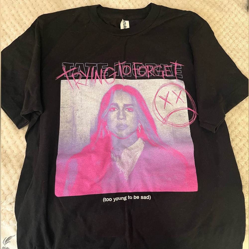 Tate McRae Tee